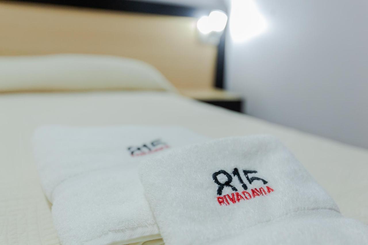 Apart Hotel Rivadavia 815 네우퀜 외부 사진