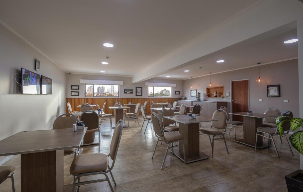Apart Hotel Rivadavia 815 네우퀜 외부 사진