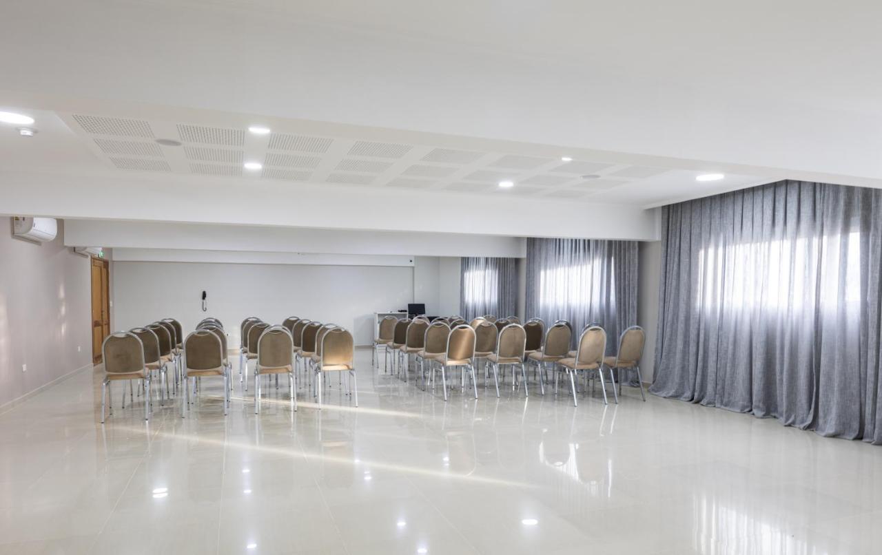 Apart Hotel Rivadavia 815 네우퀜 외부 사진