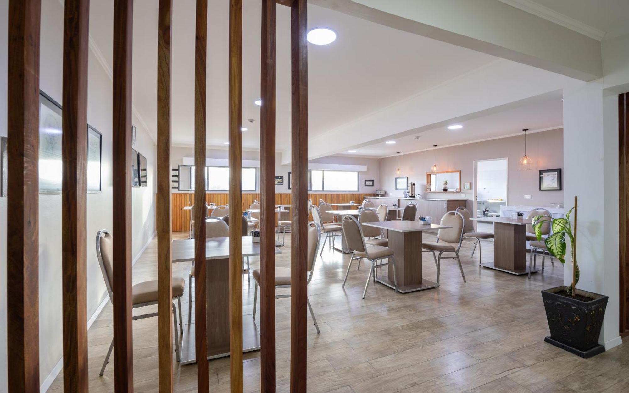 Apart Hotel Rivadavia 815 네우퀜 외부 사진