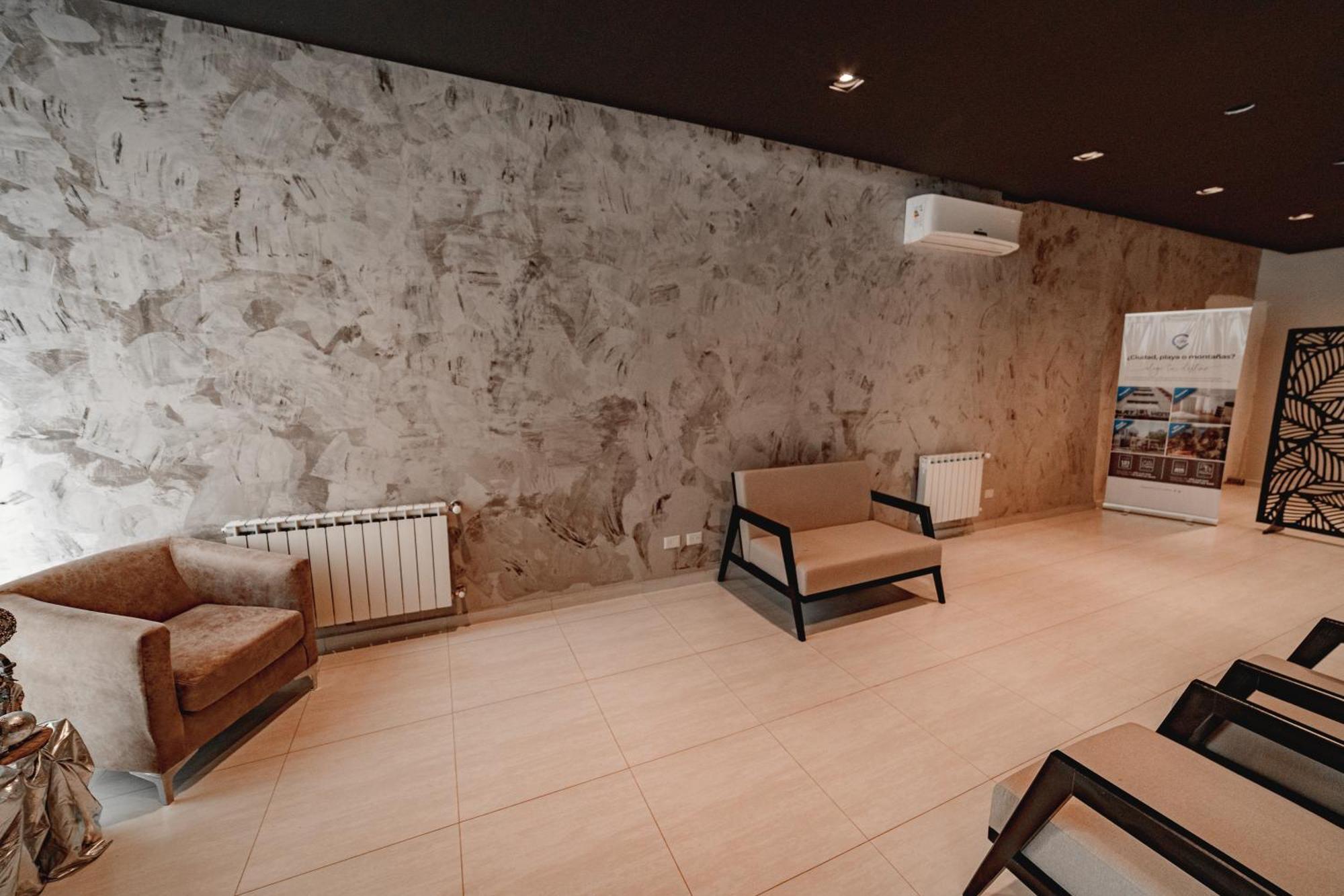 Apart Hotel Rivadavia 815 네우퀜 외부 사진