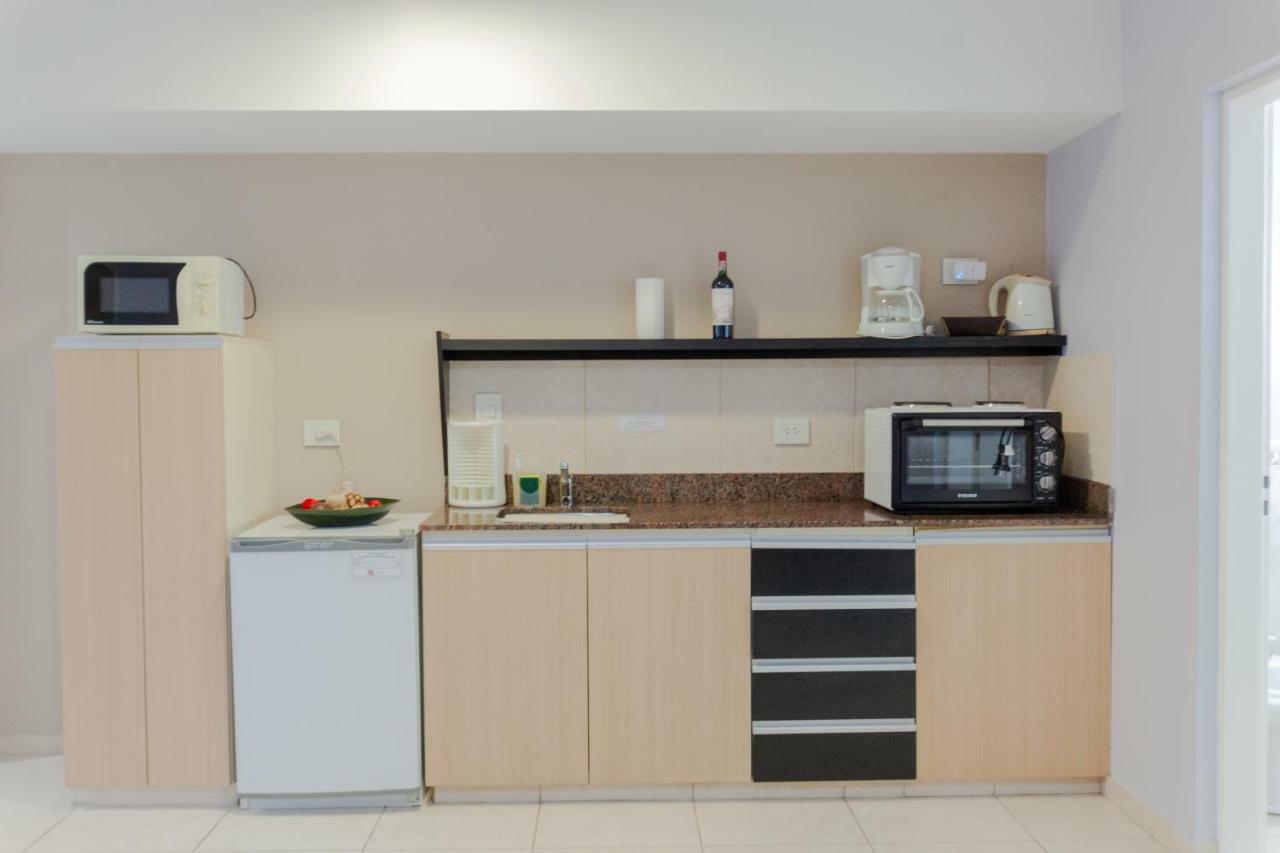 Apart Hotel Rivadavia 815 네우퀜 외부 사진