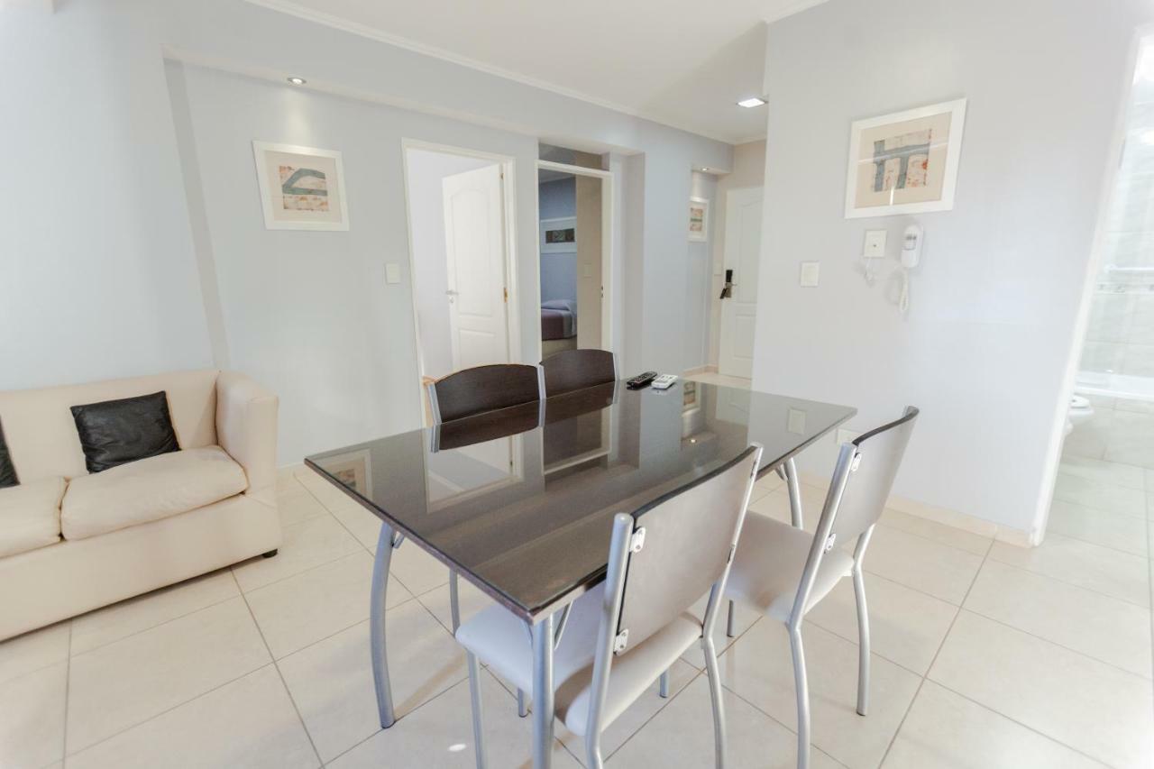 Apart Hotel Rivadavia 815 네우퀜 외부 사진